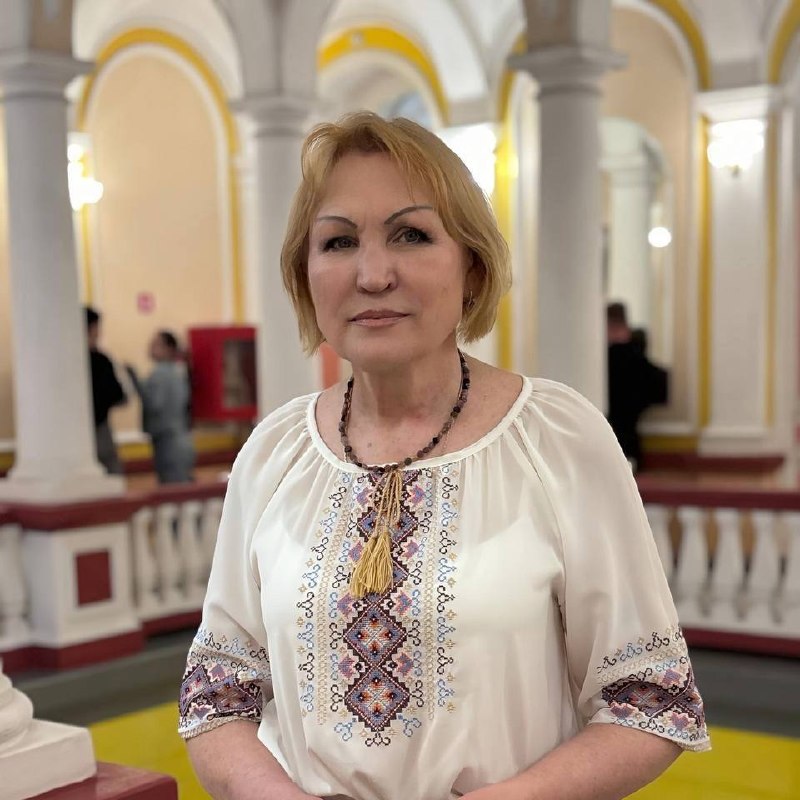 Президент України Володимир Зеленський призначив державні стипендії трьом видатним діячам культури Одещини Президент України Володимир Зеленський призначив державні стипендії трьом видатним діячам культури Одещини