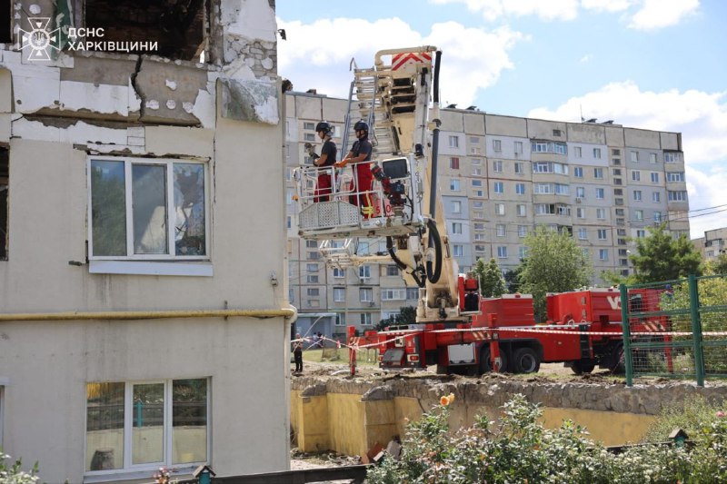 #Харків: завершені аварійно-рятувальні роботи у 5-поверхівці, яка потрапила під російський удар 18 серпня #Харків: завершені аварійно-рятувальні роботи у 5-поверхівці, яка потрапила під російський удар 18 серпня