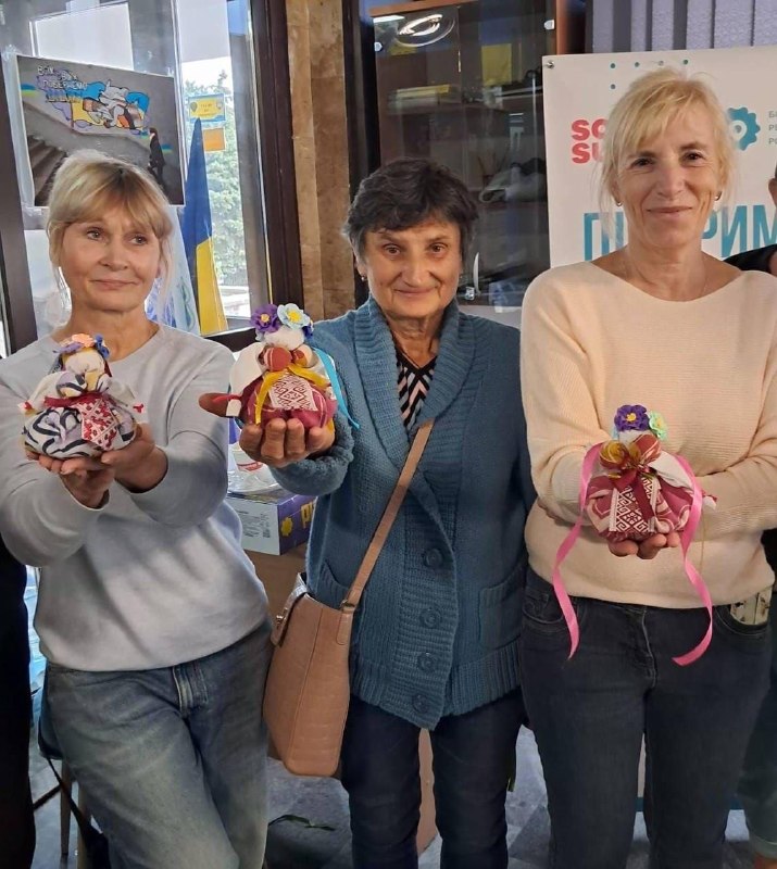 Координаційний центр «Вільні разом» у Миколаєві всебічно підтримує переселенців з Херсонщини Координаційний центр «Вільні разом» у Миколаєві всебічно підтримує переселенців з Херсонщини
