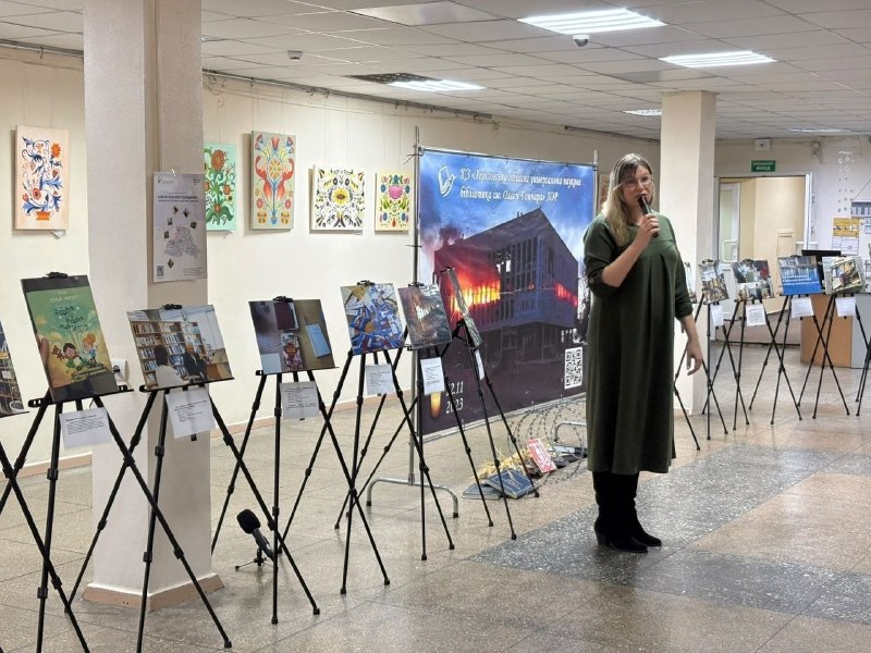 📚 Представники Херсонщини долучились до професійного діалогу про виклики та перспективи розвитку бібліотек. 📚 Представники Херсонщини долучились до професійного діалогу про виклики та перспективи розвитку бібліотек.