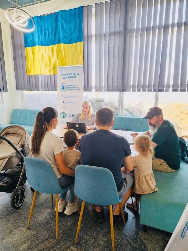 Координаційний центр «Вільні разом» у Миколаєві продовжує всебічно допомагати переселенцям з Херсонщини Координаційний центр «Вільні разом» у Миколаєві продовжує всебічно допомагати переселенцям з Херсонщини