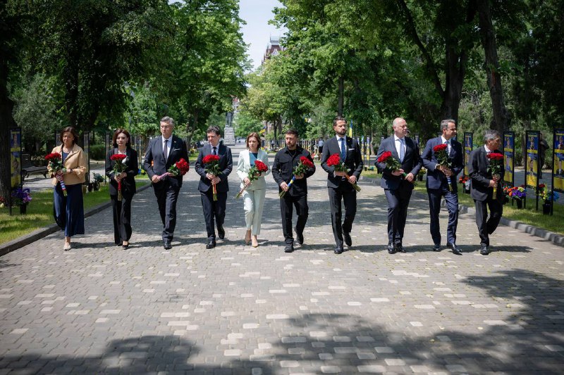 💥 Сьогодні Одещина стала місцем проведення ключового дипломатичного заходу — четвертого саміту Україна 💥 Сьогодні Одещина стала місцем проведення ключового дипломатичного заходу — четвертого саміту Україна