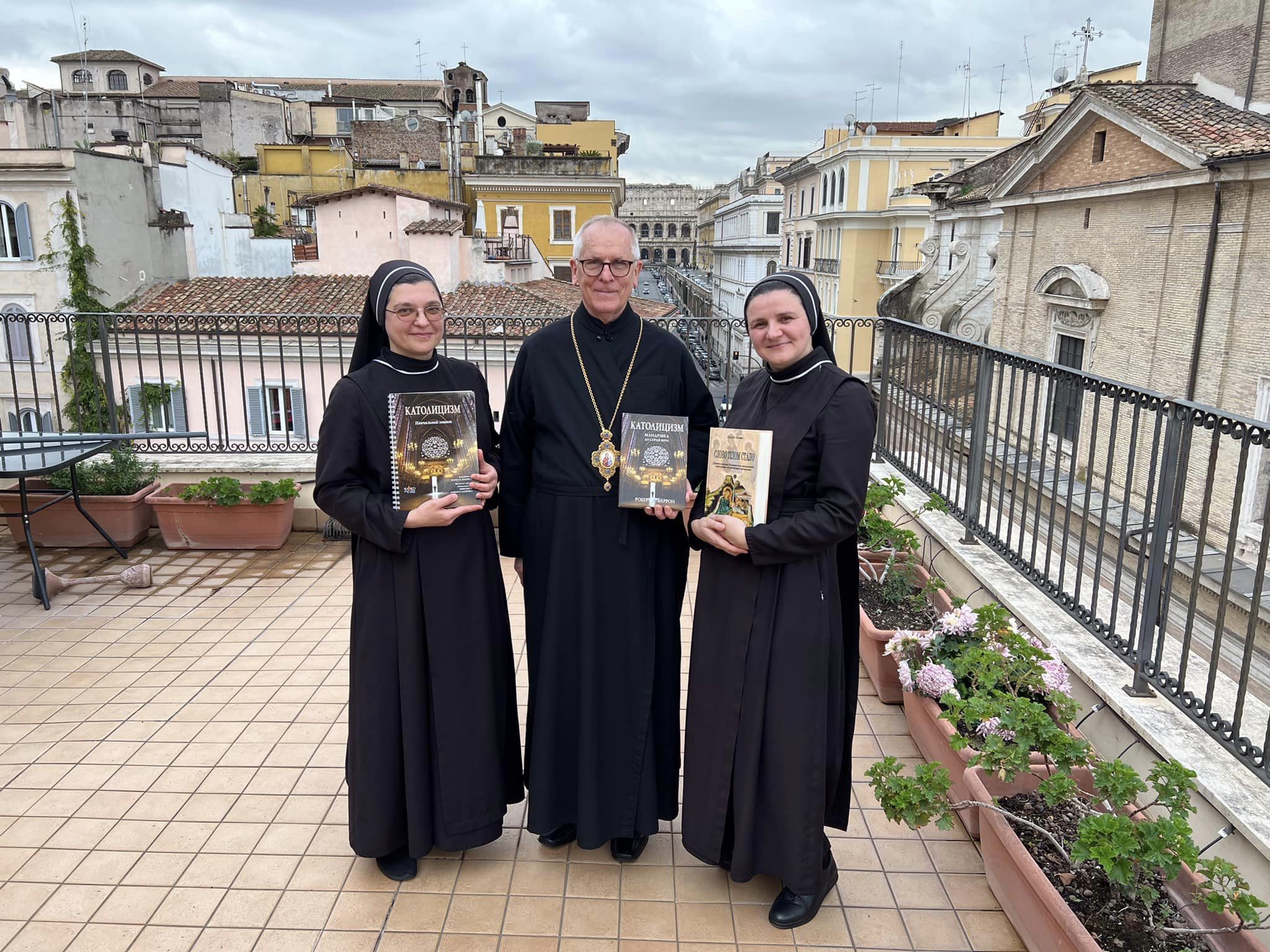 Сестра Климентія Луків: «Фільм «Католицизм: мандрівка до серця віри» повинен побачити кожен!» Сестра Климентія Луків: «Фільм «Католицизм: мандрівка до серця віри» повинен побачити кожен!»