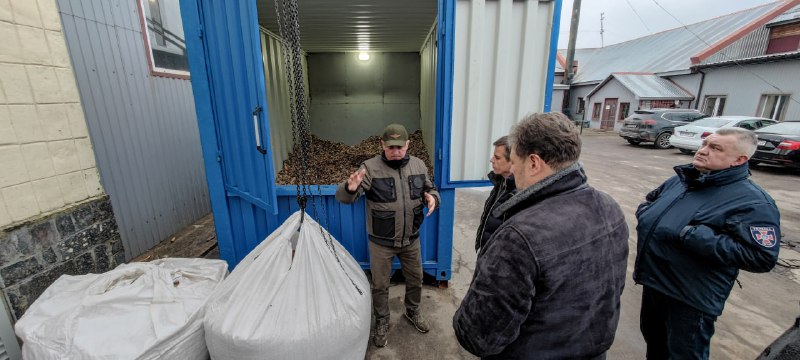Попри війну, бізнес Житомирщини не лише продовжує працювати, а й у тісній співпраці з державними банками створює нові розробки Попри війну, бізнес Житомирщини не лише продовжує працювати, а й у тісній співпраці з державними банками створює нові розробки
