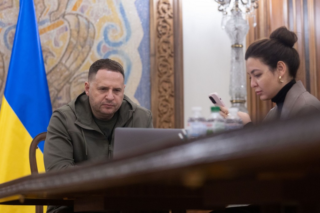Андрій Єрмак провів розмову з представником МЗС Великої Британії, який курує питання санкційної політики Андрій Єрмак провів розмову з представником МЗС Великої Британії, який курує питання санкційної політики