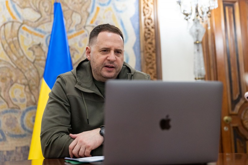 Андрій Єрмак провів розмову з представником МЗС Великої Британії, який курує питання санкційної політики Андрій Єрмак провів розмову з представником МЗС Великої Британії, який курує питання санкційної політики