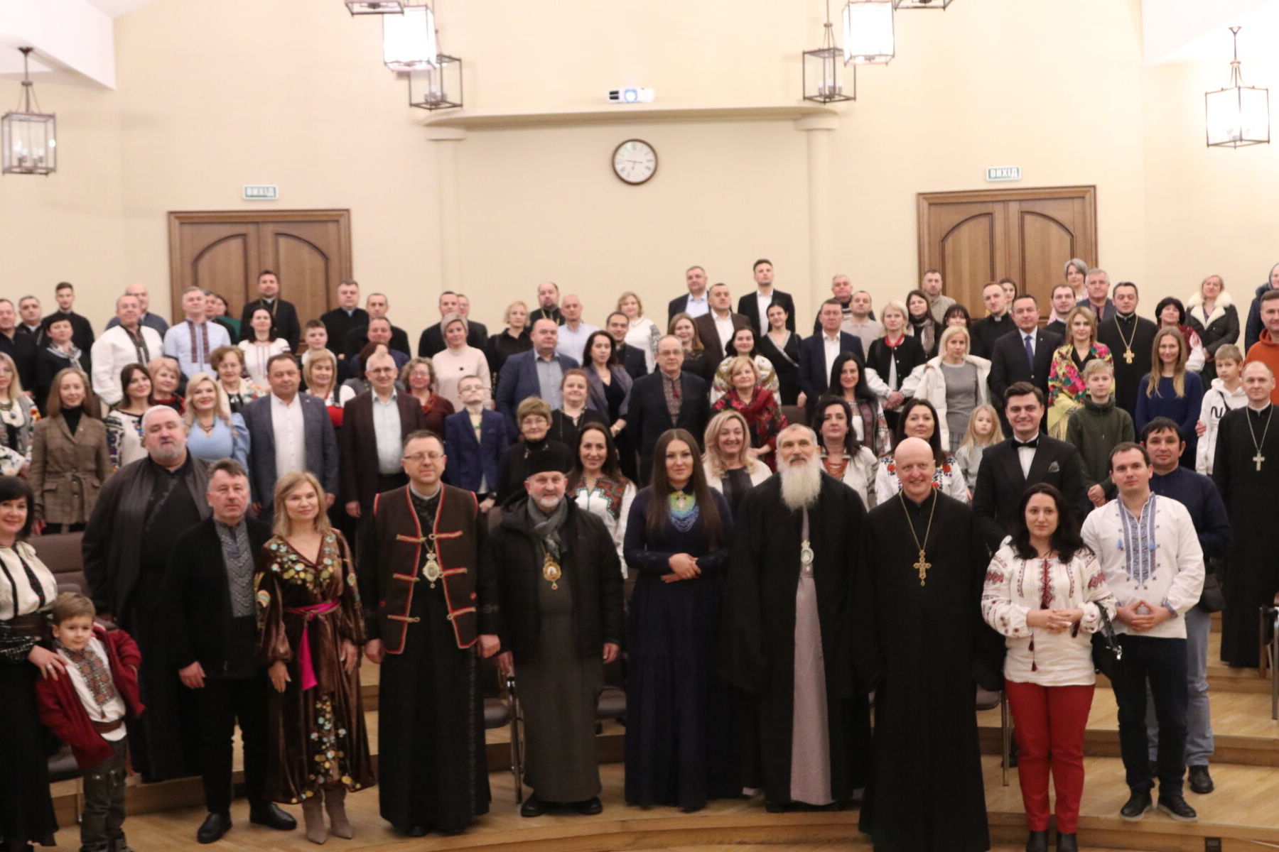 Близько пів мільйона гривень зібрали на&nbsp;цьогорічній &laquo;Різдвяній просфорі&raquo; для стипендій семінаристам