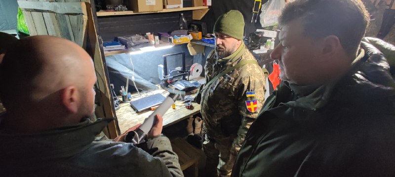 Кордон з білоруссю на Житомирщині зашивають окопами та заливають бетоном Кордон з білоруссю на Житомирщині зашивають окопами та заливають бетоном