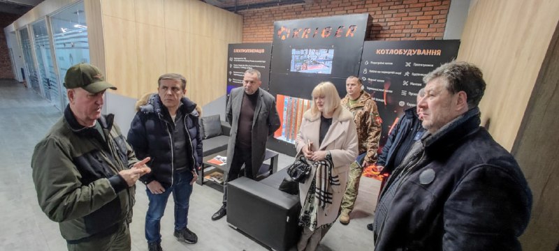 Попри війну, бізнес Житомирщини не лише продовжує працювати, а й у тісній співпраці з державними банками створює нові розробки Попри війну, бізнес Житомирщини не лише продовжує працювати, а й у тісній співпраці з державними банками створює нові розробки