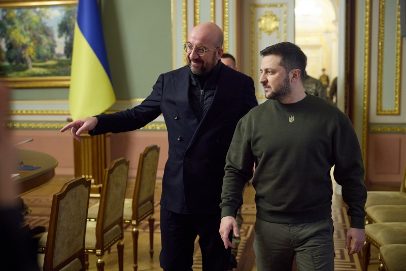 Масштаб нашої співпраці є новою історією і для України, і для Євросоюзу – Володимир Зеленський за результатами зустрічі з Шарлем Мішелем у Києві Масштаб нашої співпраці є новою історією і для України, і для Євросоюзу – Володимир Зеленський за результатами зустрічі з Шарлем Мішелем у Києві