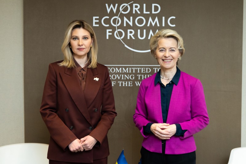 Олена Зеленська презентувала українську формулу миру на Всесвітньому економічному форумі в Давосі Олена Зеленська презентувала українську формулу миру на Всесвітньому економічному форумі в Давосі
