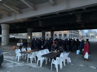 Отці оріоністи та&nbsp;фундація &laquo;Мудра справа&raquo; роздають гарячі обіди людям, позбавленим домівки