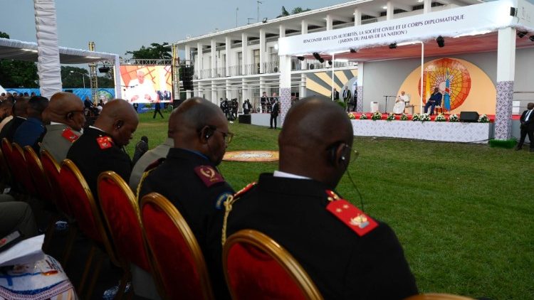 Папа: Нехай же Африка буде головною дійовою особою в будуванні своєї долі! Папа: Нехай же Африка буде головною дійовою особою в будуванні своєї долі!