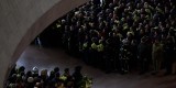 Президент і перша леді взяли участь у церемонії прощання з очільником та працівниками МВС, які загинули внаслідок авіакатастрофи у Броварах Президент і перша леді взяли участь у церемонії прощання з очільником та працівниками МВС, які загинули внаслідок авіакатастрофи у Броварах