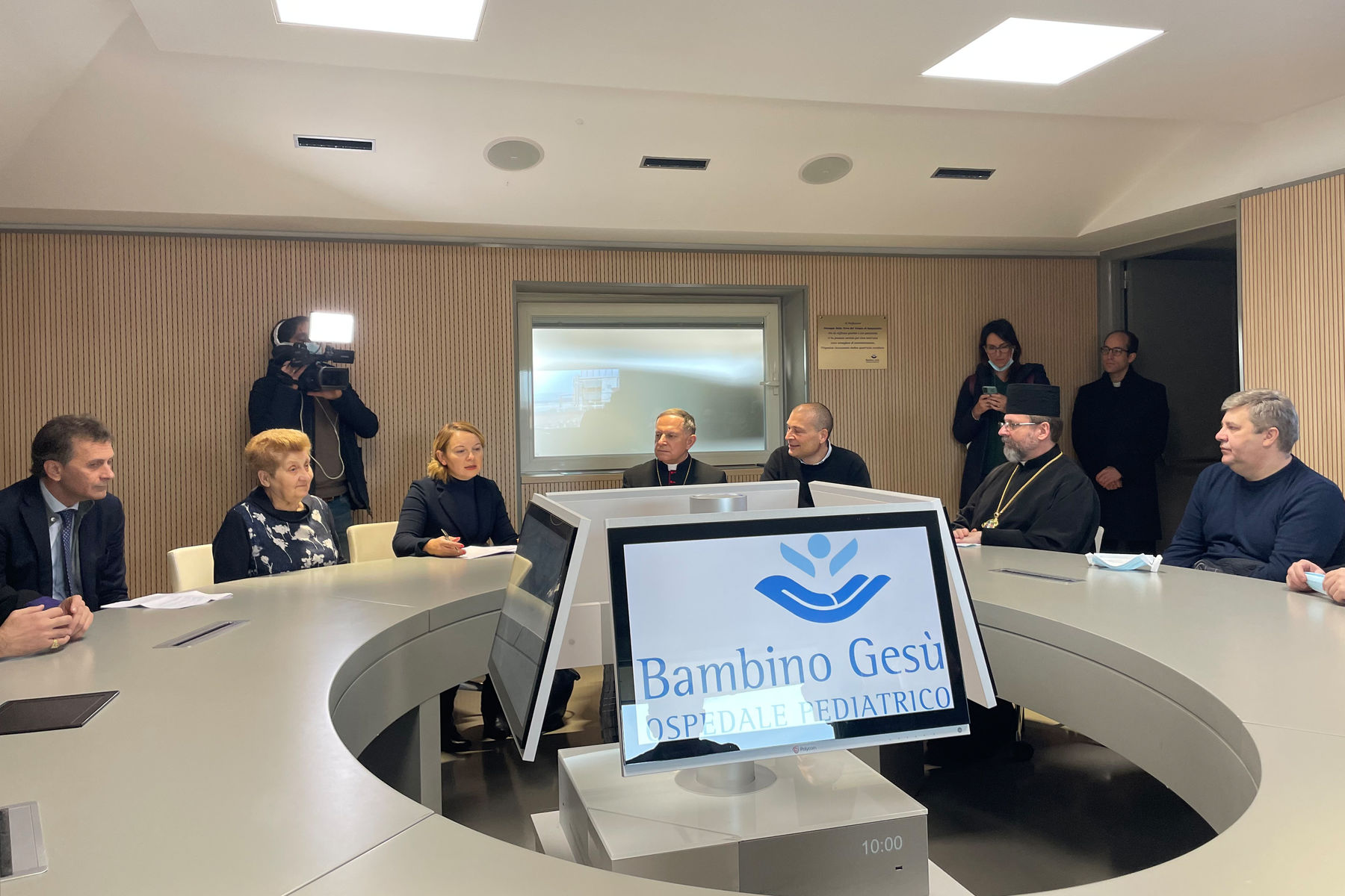 &laquo;Світ, у&nbsp;якому страждають діти, не&nbsp;має майбутнього&raquo;,&nbsp;&mdash; Глава УГКЦ під час візиту ВРЦіРО в&nbsp;педіатричну лікарню Ватикану