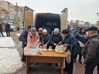 В Ірпені вже вдруге роздали гарячі обіди для потребуючих В Ірпені вже вдруге роздали гарячі обіди для потребуючих