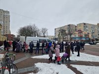 В Ірпені вже вдруге роздали гарячі обіди для потребуючих В Ірпені вже вдруге роздали гарячі обіди для потребуючих