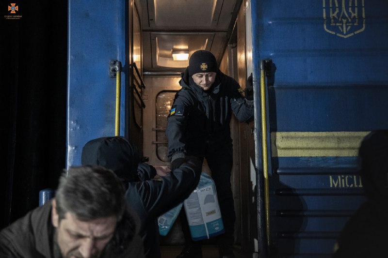 Як і рік тому - до Хмельницького прибув евакуаційний потяг з Херсону
⏺Рік тому, 24 лютого 2022 року Як і рік тому - до Хмельницького прибув евакуаційний потяг з Херсону
⏺Рік тому, 24 лютого 2022 року
