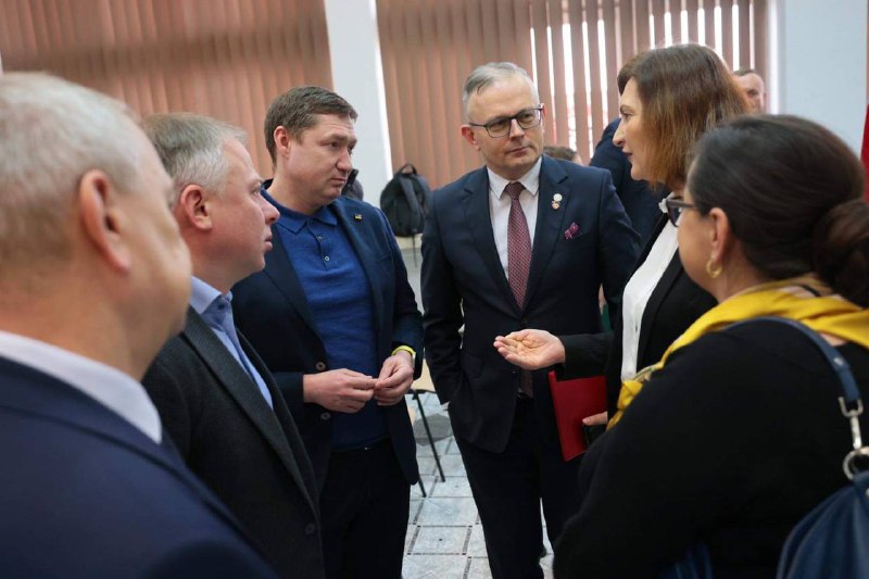 25 років тому на Львівщині запрацював пункт пропуску для міжнародного автомобільного сполучення «Краківець – Корчова» 25 років тому на Львівщині запрацював пункт пропуску для міжнародного автомобільного сполучення «Краківець – Корчова»