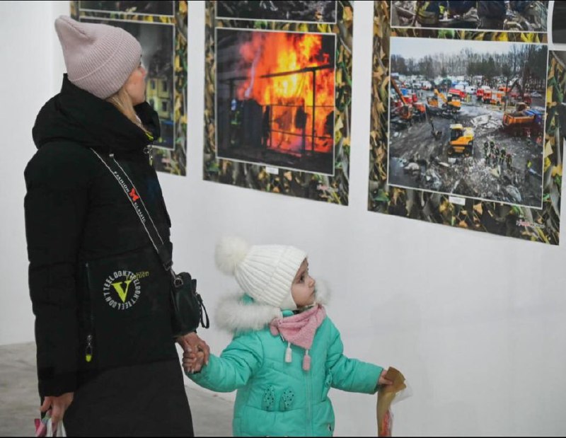 У Рівному відкрилася фотовиставка «Лютий рік війни», на якій представлені світлини бійців ЗСУ та ДСНС У Рівному відкрилася фотовиставка «Лютий рік війни», на якій представлені світлини бійців ЗСУ та ДСНС