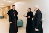 Апостольський нунцій та&nbsp;владика Богдан Дзюрах відвідали Клініку святого Луки в&nbsp;Івано-Франківську