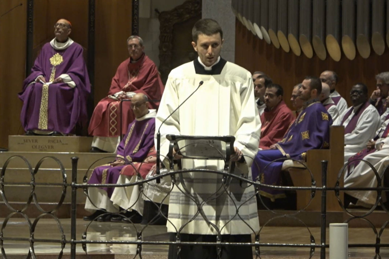 Блаженніший Святослав до&nbsp;молоді Барселони: &laquo;Хрест, який ми як&nbsp;народ несемо, дає нам надію і&nbsp;провадить до&nbsp;воскресіння&raquo;