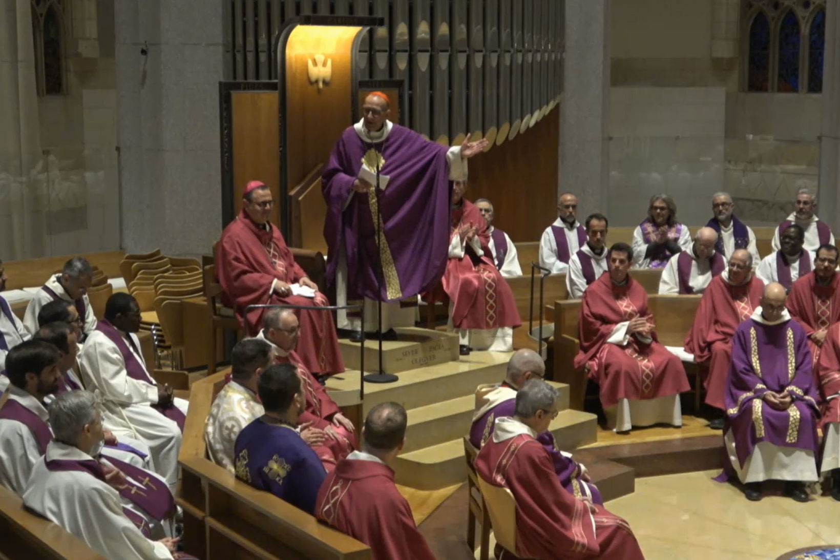 Блаженніший Святослав до&nbsp;молоді Барселони: &laquo;Хрест, який ми як&nbsp;народ несемо, дає нам надію і&nbsp;провадить до&nbsp;воскресіння&raquo;