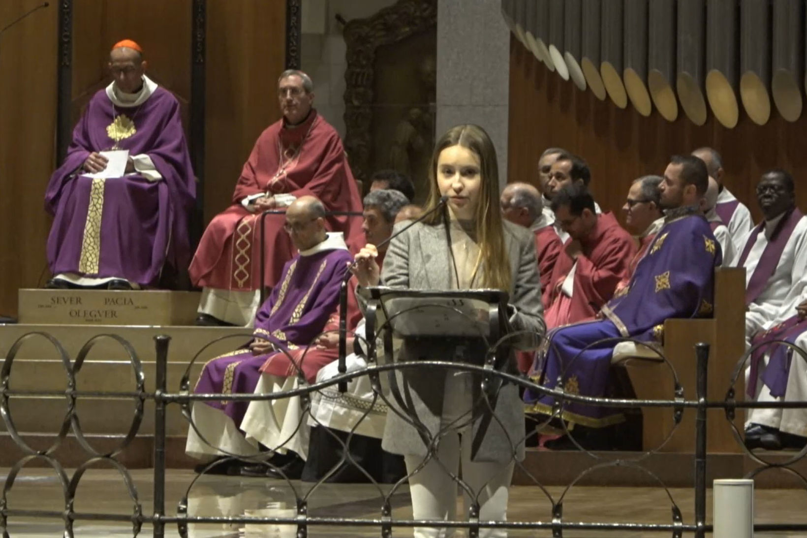 Блаженніший Святослав до&nbsp;молоді Барселони: &laquo;Хрест, який ми як&nbsp;народ несемо, дає нам надію і&nbsp;провадить до&nbsp;воскресіння&raquo;