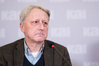 &laquo;Бог не&nbsp;покинув Україну&raquo;: у&nbsp;Варшаві презентували книжку-розмову з&nbsp;Блаженнішим Святославом, написану в&nbsp;час війни