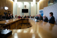 &laquo;Бог не&nbsp;покинув Україну&raquo;: у&nbsp;Варшаві презентували книжку-розмову з&nbsp;Блаженнішим Святославом, написану в&nbsp;час війни