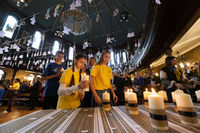 Британські лідери помолилися за&nbsp;мир в&nbsp;Україні в&nbsp;катедральному соборі Пресвятої родини в&nbsp;Лондоні