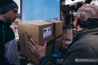 Бути поруч зі&nbsp;своїм народом: до&nbsp;України надіслали соту вантажівку допомоги