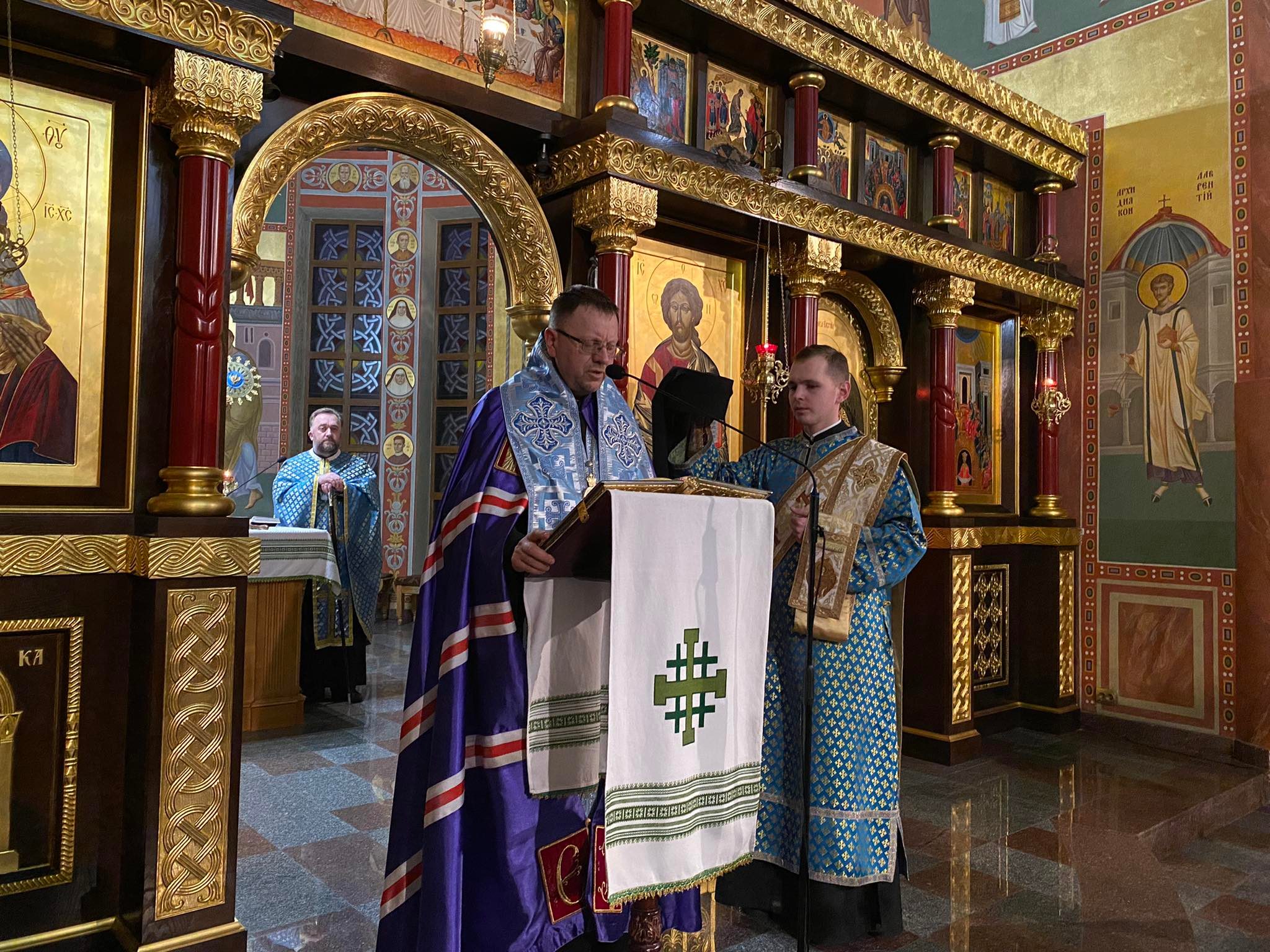 «Це вечір тиші та ділення тим, чим ми живемо»: У Львівській семінарії відбулася коляда монашества Львівської Архиєпархії «Це вечір тиші та ділення тим, чим ми живемо»: У Львівській семінарії відбулася коляда монашества Львівської Архиєпархії