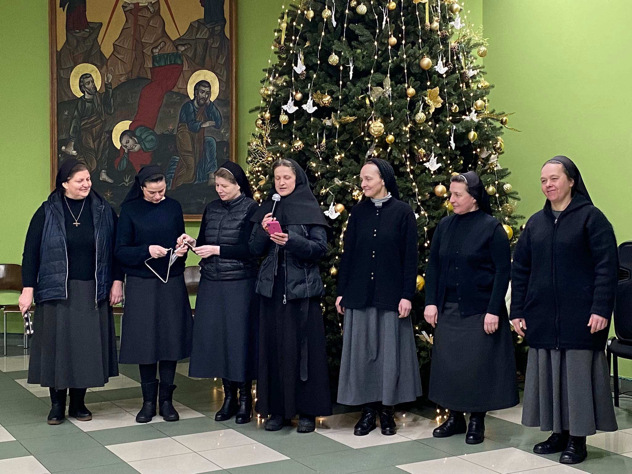 «Це вечір тиші та ділення тим, чим ми живемо»: У Львівській семінарії відбулася коляда монашества Львівської Архиєпархії «Це вечір тиші та ділення тим, чим ми живемо»: У Львівській семінарії відбулася коляда монашества Львівської Архиєпархії