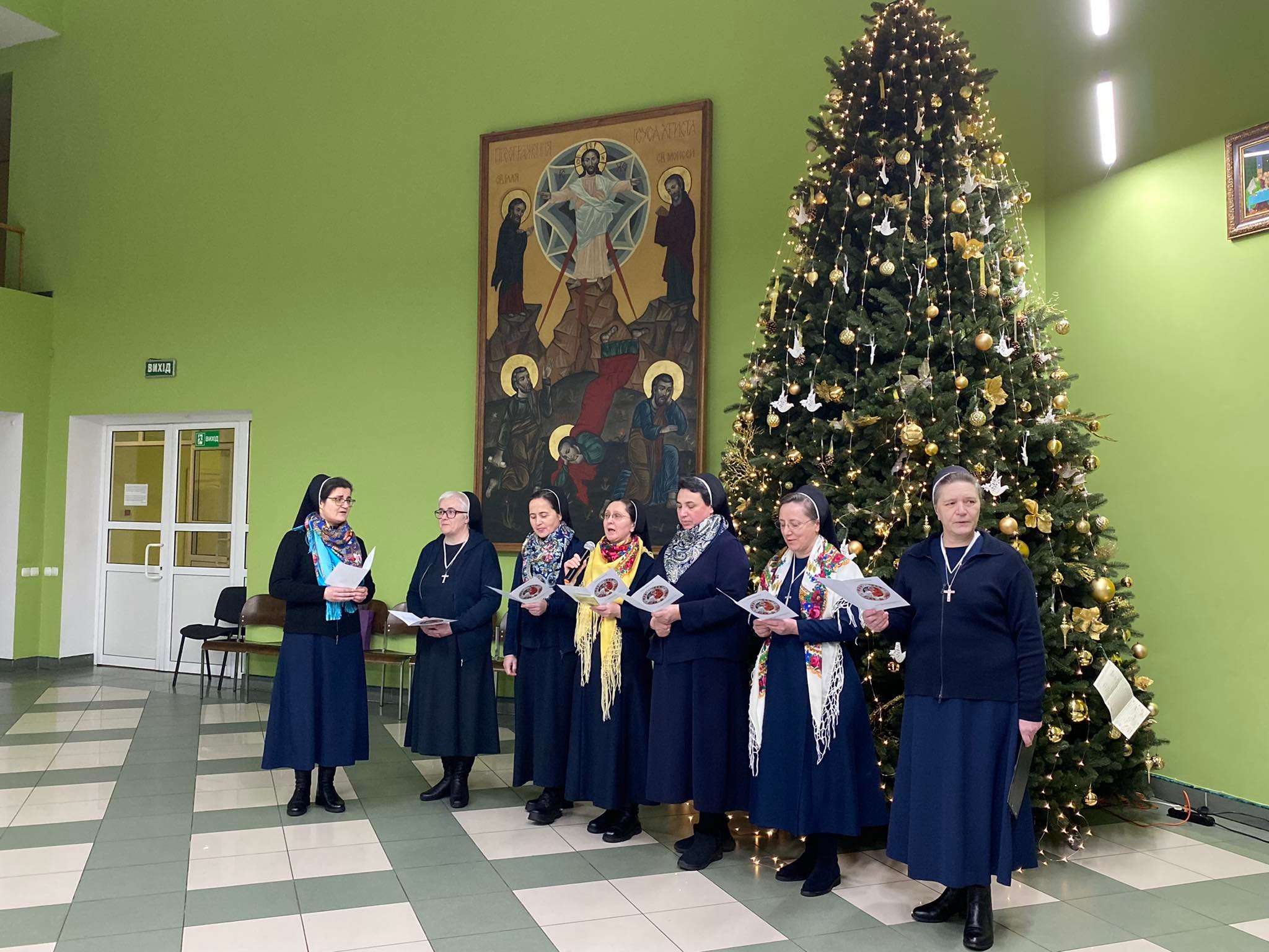 «Це вечір тиші та ділення тим, чим ми живемо»: У Львівській семінарії відбулася коляда монашества Львівської Архиєпархії «Це вечір тиші та ділення тим, чим ми живемо»: У Львівській семінарії відбулася коляда монашества Львівської Архиєпархії