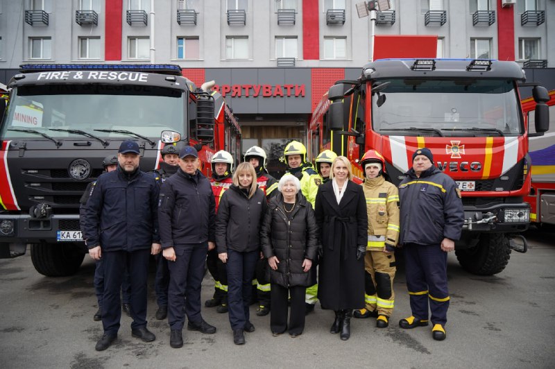 В ДСНС відбулася зустріч з представниками делегації Сполучених Штатів Америки В ДСНС відбулася зустріч з представниками делегації Сполучених Штатів Америки