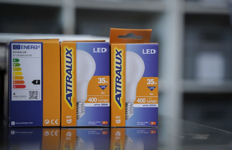 Жителі міст Полтавщини вже обміняли 319 тисяч старих ламп на енергоощадні.
З 25 лютого це можуть зробити й мешканці малих і віддалених сіл Жителі міст Полтавщини вже обміняли 319 тисяч старих ламп на енергоощадні.
З 25 лютого це можуть зробити й мешканці малих і віддалених сіл