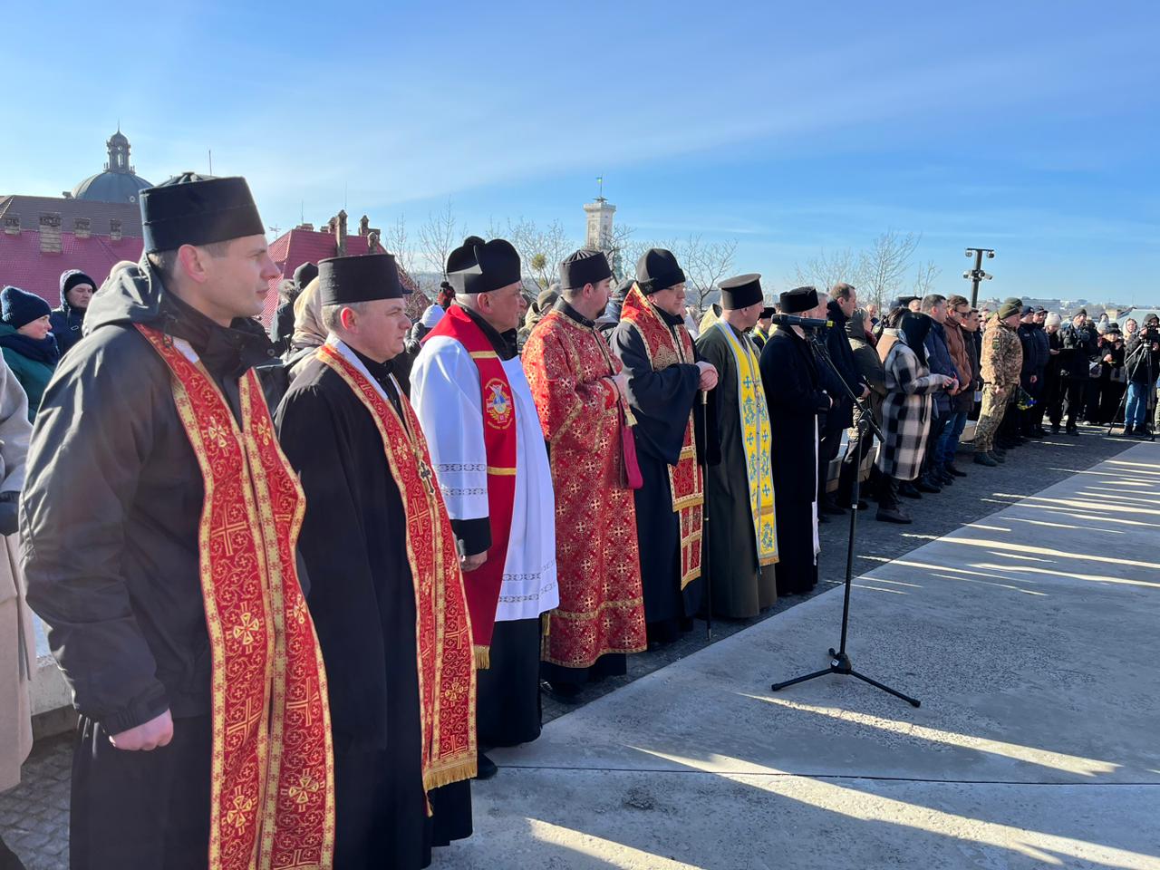 «Ми боронимо гідність, яку отримали від Бога», – Владика Володимир взяв участь у заходах вшанування пам’яті героїв Небесної Сотні у Львові «Ми боронимо гідність, яку отримали від Бога», – Владика Володимир взяв участь у заходах вшанування пам’яті героїв Небесної Сотні у Львові