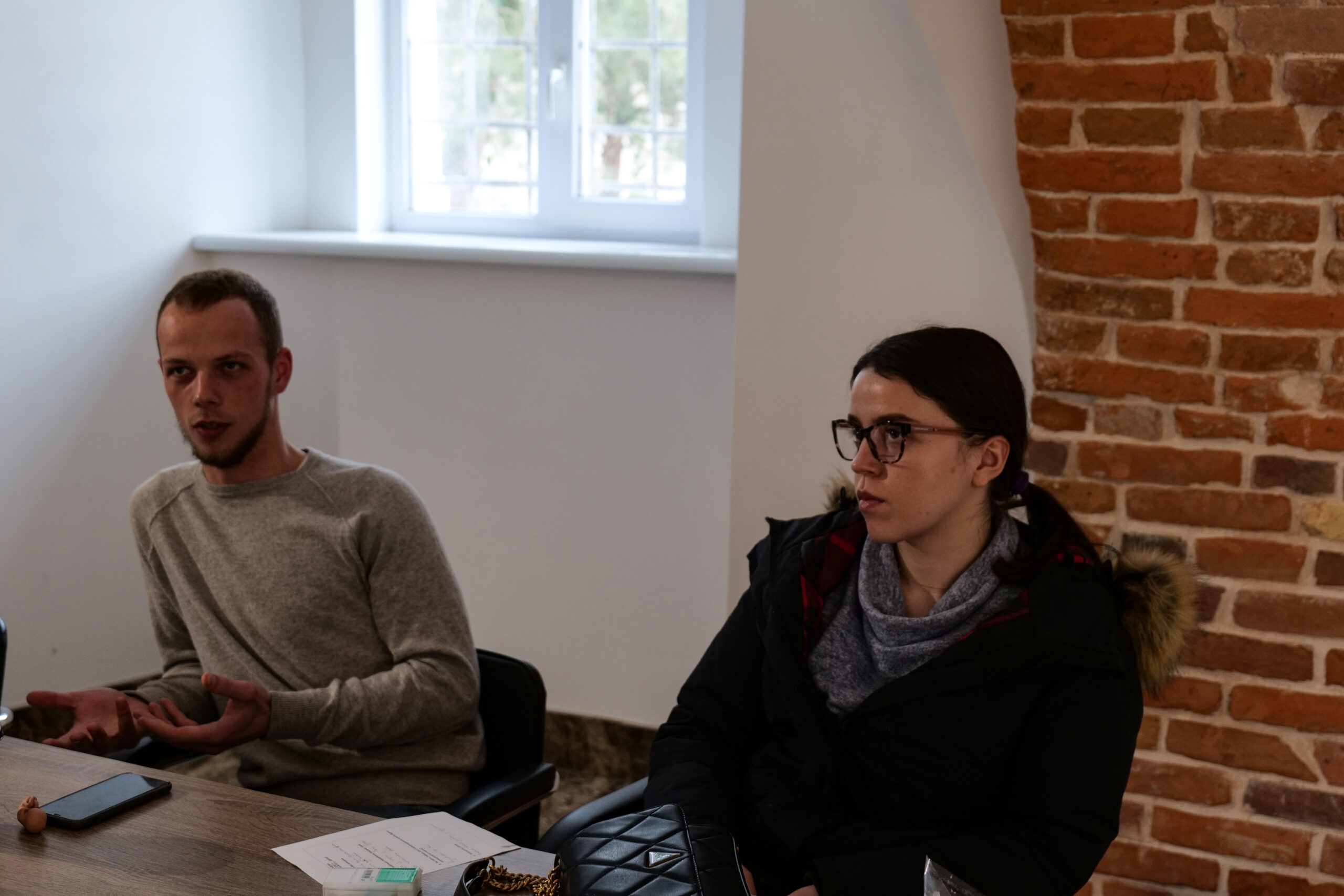 Митрополит Ігор вручив сертифікати парам, які пройшли передподружні навчання Митрополит Ігор вручив сертифікати парам, які пройшли передподружні навчання