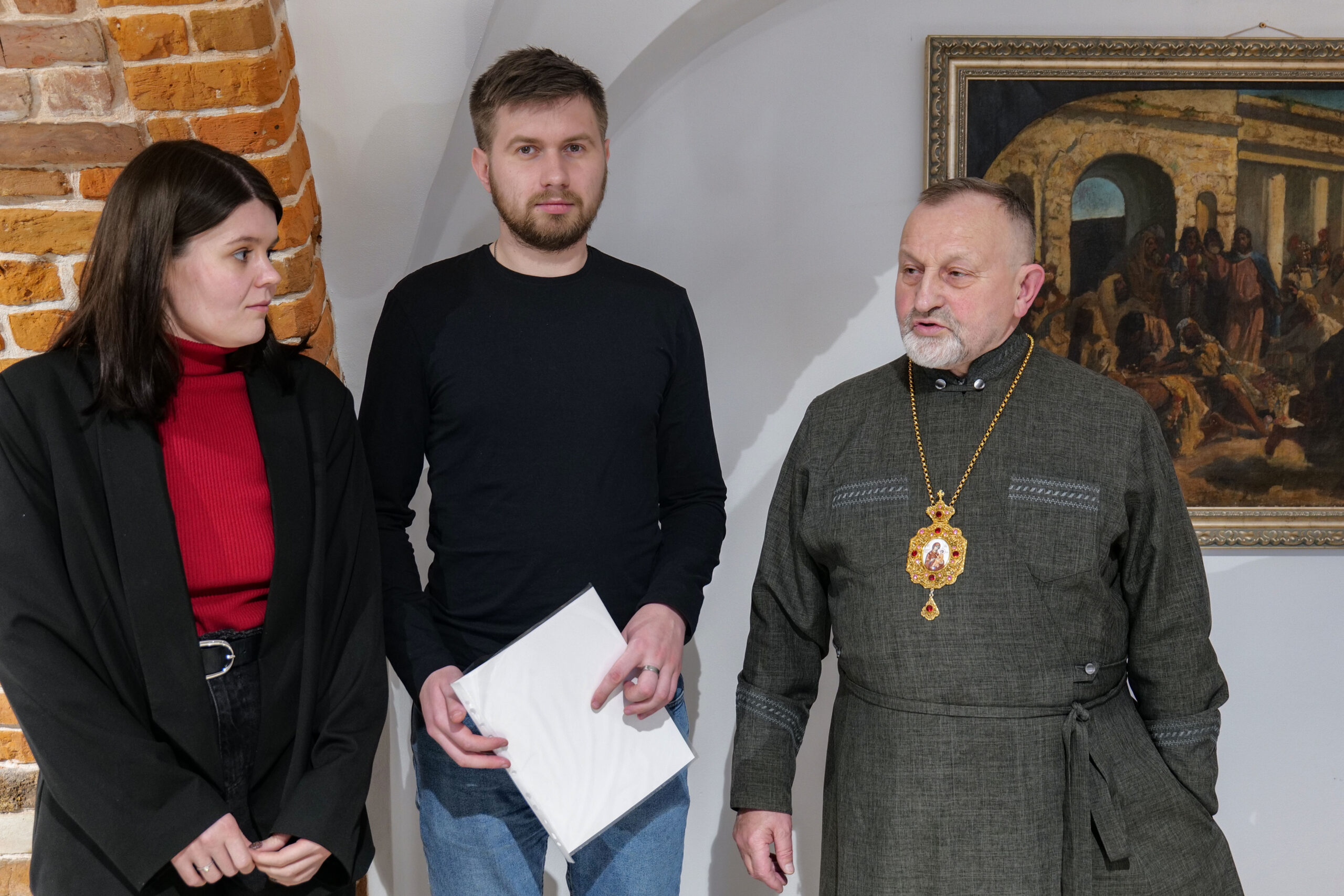 Митрополит Ігор вручив сертифікати парам, які пройшли передподружні навчання Митрополит Ігор вручив сертифікати парам, які пройшли передподружні навчання