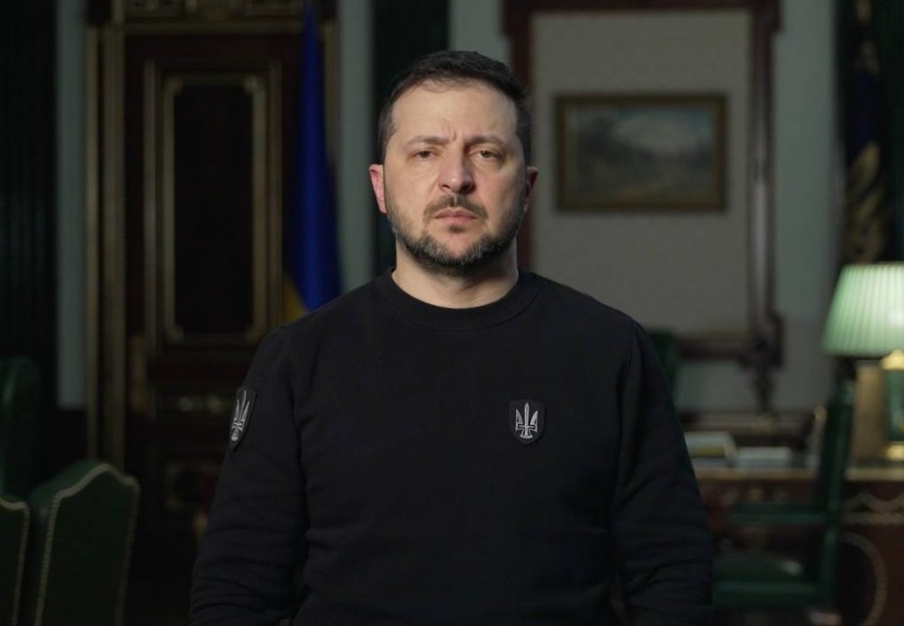 На Ставці розглянули питання виробництва та постачання боєприпасів і зброї; навіть у таких умовах маємо відповідний потенціал – звернення Президента України На Ставці розглянули питання виробництва та постачання боєприпасів і зброї; навіть у таких умовах маємо відповідний потенціал – звернення Президента України