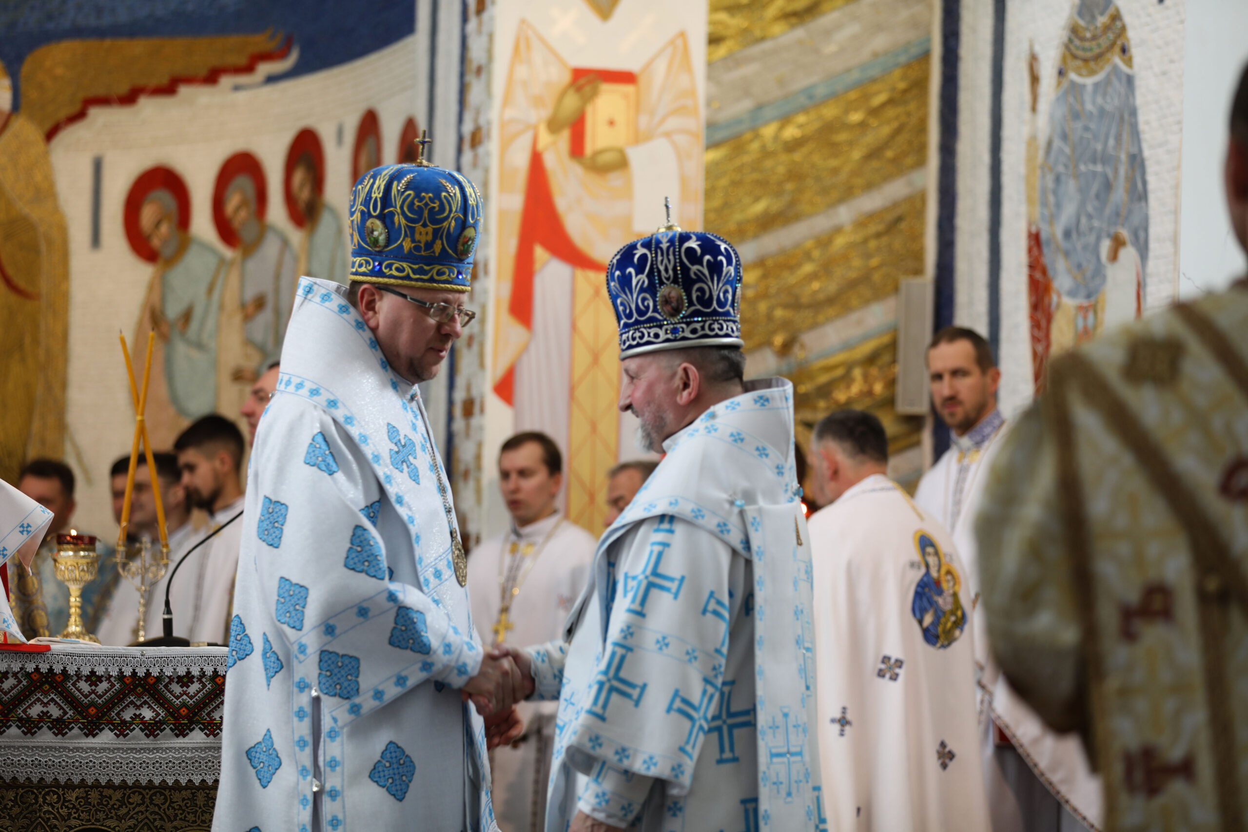 «Нехай Всемилостивий Господь просвічує вас на дорозі пізнання відвічних правд», ― так отця Ореста Фредину привітав Митрополит із 60-літтям «Нехай Всемилостивий Господь просвічує вас на дорозі пізнання відвічних правд», ― так отця Ореста Фредину привітав Митрополит із 60-літтям