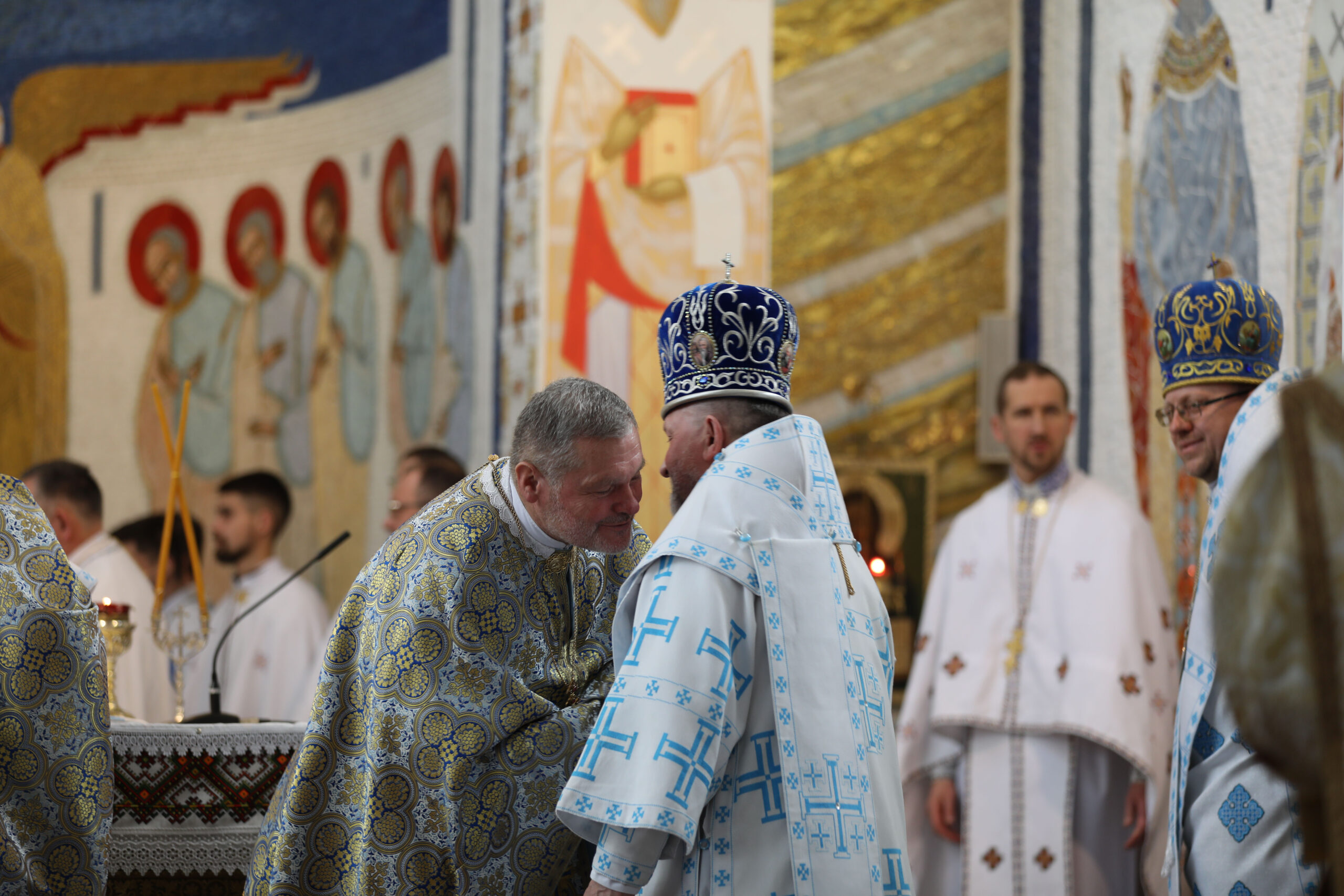 «Нехай Всемилостивий Господь просвічує вас на дорозі пізнання відвічних правд», ― так отця Ореста Фредину привітав Митрополит із 60-літтям «Нехай Всемилостивий Господь просвічує вас на дорозі пізнання відвічних правд», ― так отця Ореста Фредину привітав Митрополит із 60-літтям