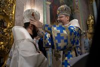 &laquo;Ніколи не&nbsp;переставайте бути духовним батьком&raquo;,&nbsp;&mdash; Глава УГКЦ до&nbsp;владики Миколи Семенишина під час хіротонії