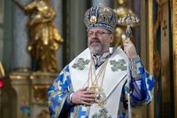 &laquo;Ніколи не&nbsp;переставайте бути духовним батьком&raquo;,&nbsp;&mdash; Глава УГКЦ до&nbsp;владики Миколи Семенишина під час хіротонії