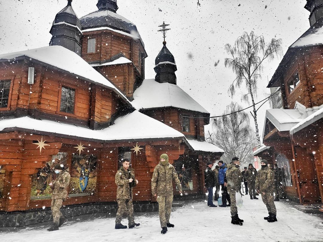 Парафія Стрітення Господнього – жива і родинна: о. Михайло Білецький про головні ідеї свята та особливості служіння у військовому храмі Стрітення Господнього Парафія Стрітення Господнього – жива і родинна: о. Михайло Білецький про головні ідеї свята та особливості служіння у військовому храмі Стрітення Господнього