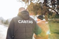 Патріарший паломницький центр провів евакуацію людей із найбільш «гарячих» точок Донеччини Патріарший паломницький центр провів евакуацію людей із найбільш «гарячих» точок Донеччини