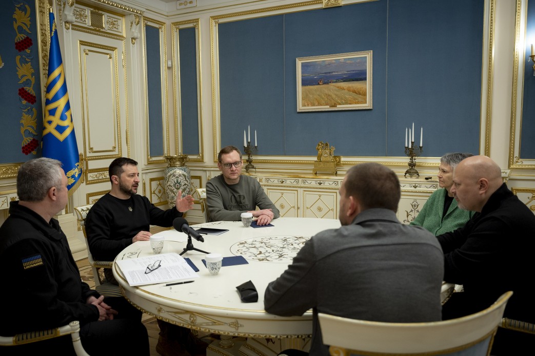 Президент України зустрівся з прокурором Міжнародного кримінального суду Президент України зустрівся з прокурором Міжнародного кримінального суду