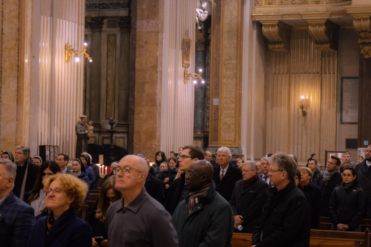 Тиждень молитов за&nbsp;Україну в&nbsp;Римі розпочався Літургією за&nbsp;участю архиєпископа Пола Ричарда Ґаллаґера