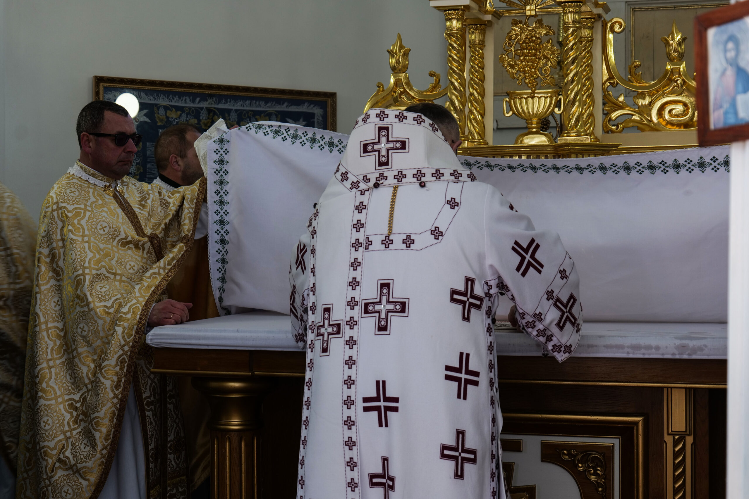 Вперше з часів освячення храму Святої Трійці у селі Гологори, що на Золочівщині, з душпастирським візитом парафію відвідав Митрополит Вперше з часів освячення храму Святої Трійці у селі Гологори, що на Золочівщині, з душпастирським візитом парафію відвідав Митрополит